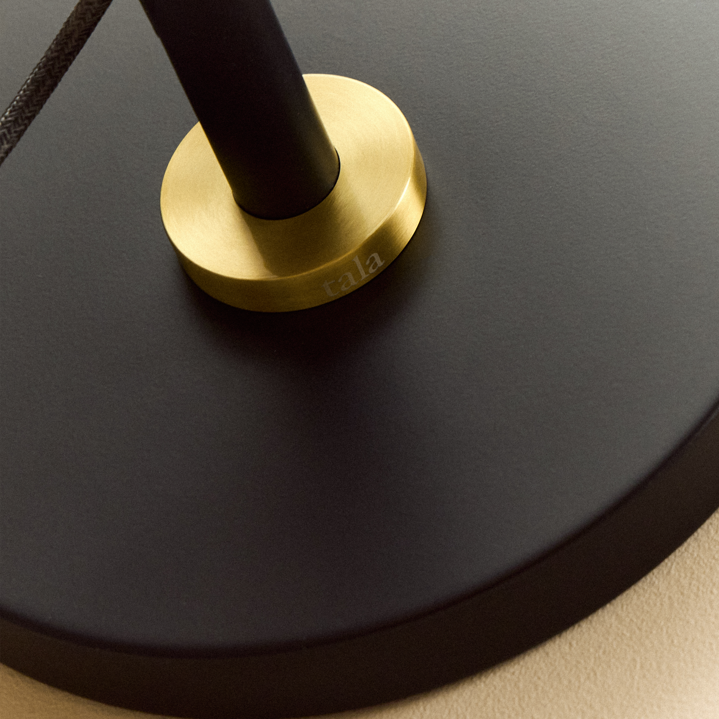 Poise Adjustable Floor Lamp in Brass + Oval II
