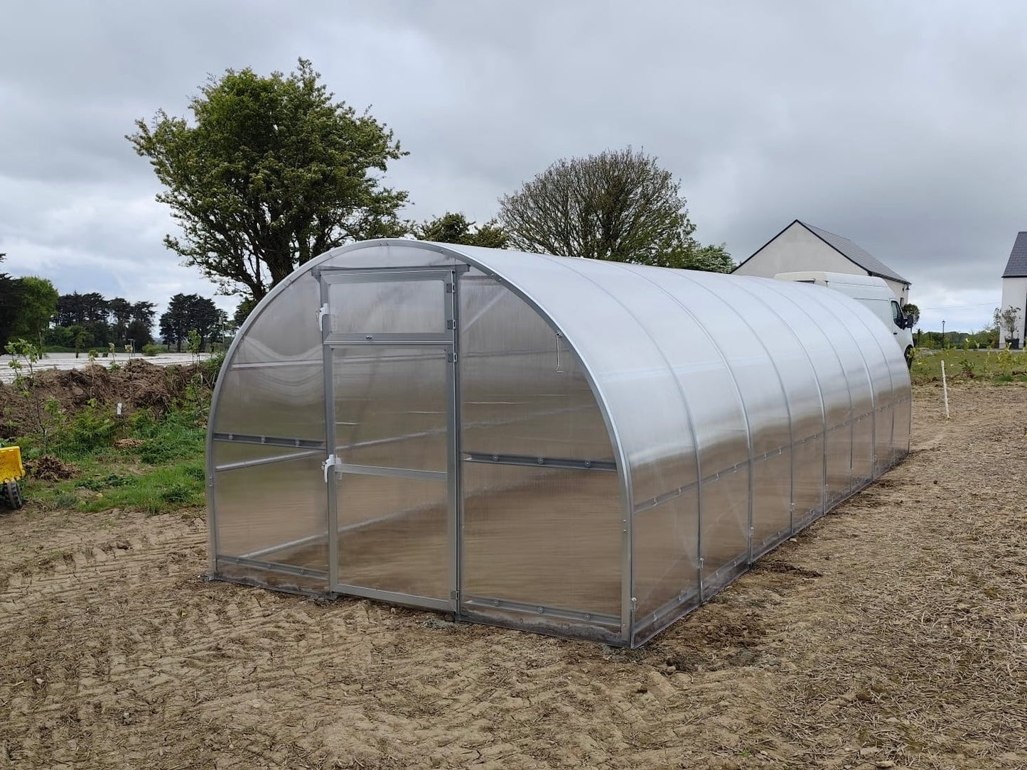 DOME 12M² (3M X 4M; 9.8FT X 13FT)