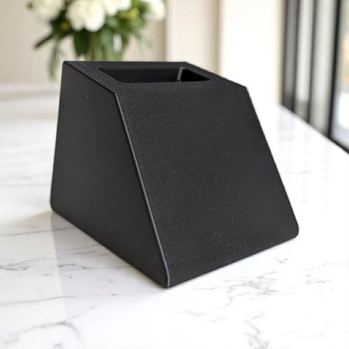 Modern Single Remote Control Holder - Compact Desk & Table Stand