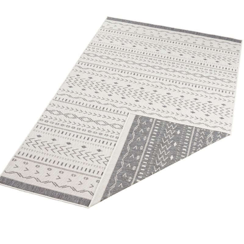 Kuba Reversible Indoor-Outdoor Rug