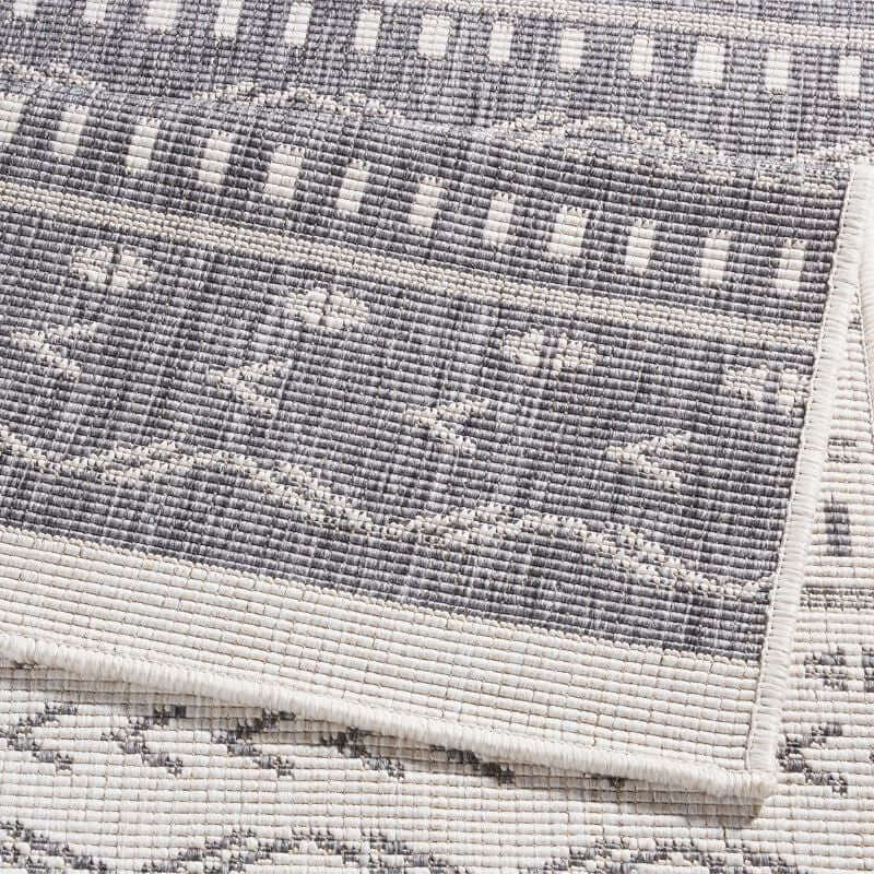 Kuba Reversible Indoor-Outdoor Rug