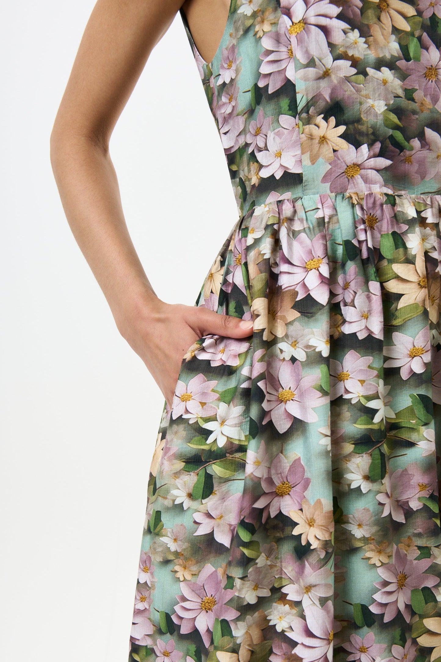 Sherazade 3D Daisy Print Square Neck  Midi Dress - Green