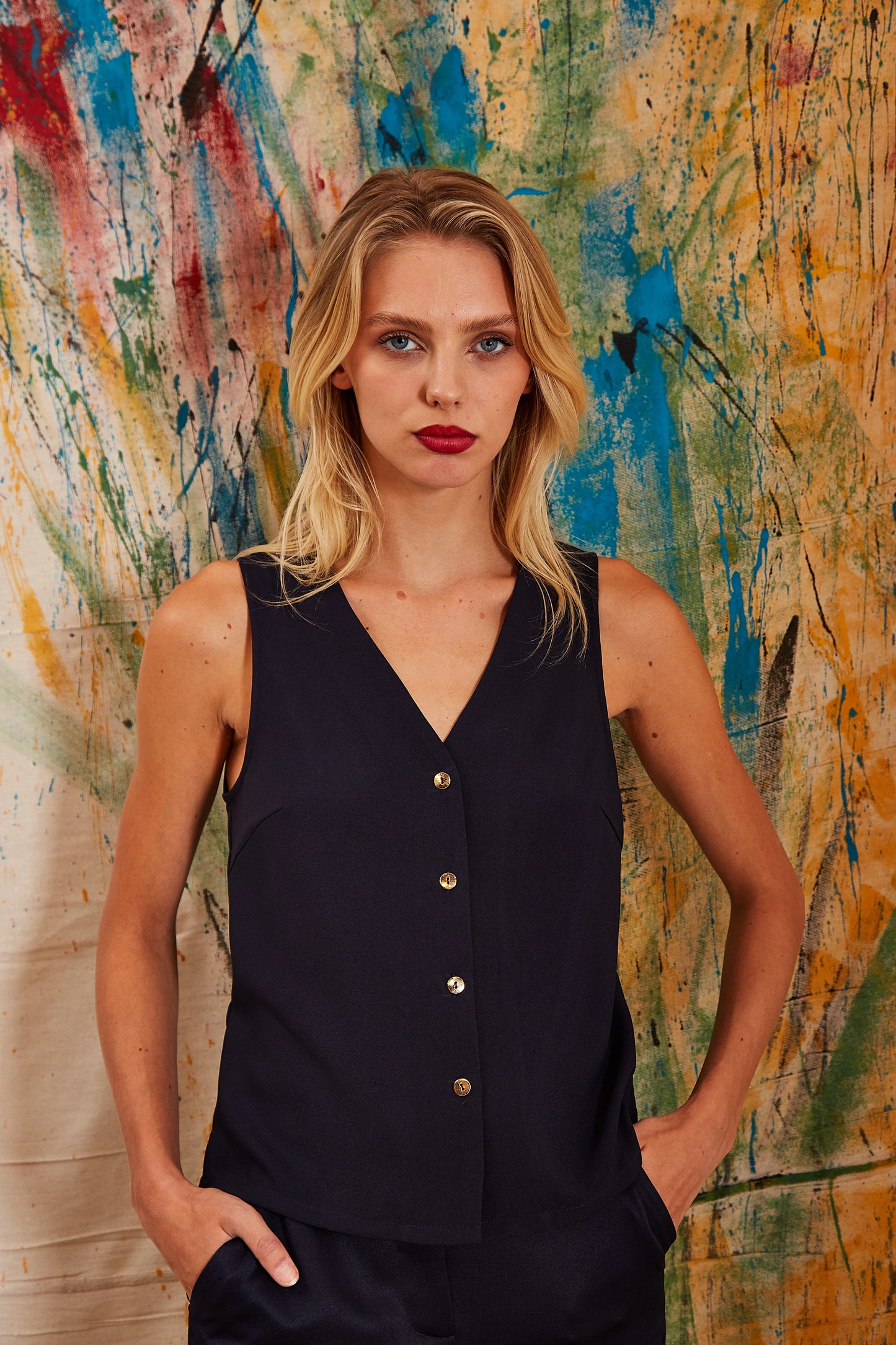Jakson Sustainable Satin Back Crepe Waistcoat - Navy