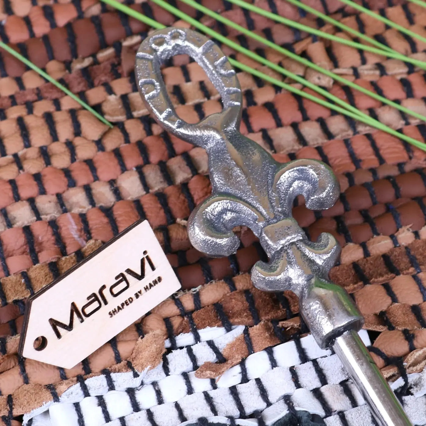 Sagara Long Handled Shoe Horn Metal Distressed Finish 54cm