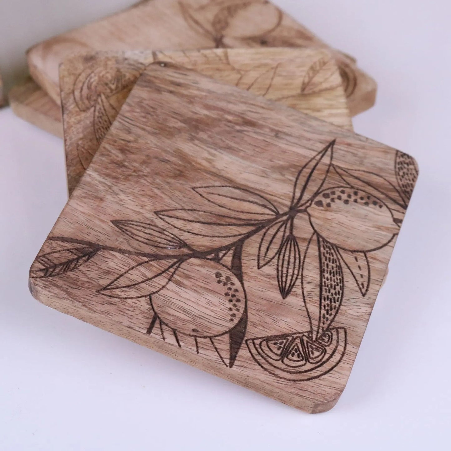 Saitras Mango Wood Coasters Engraved Citrus Design