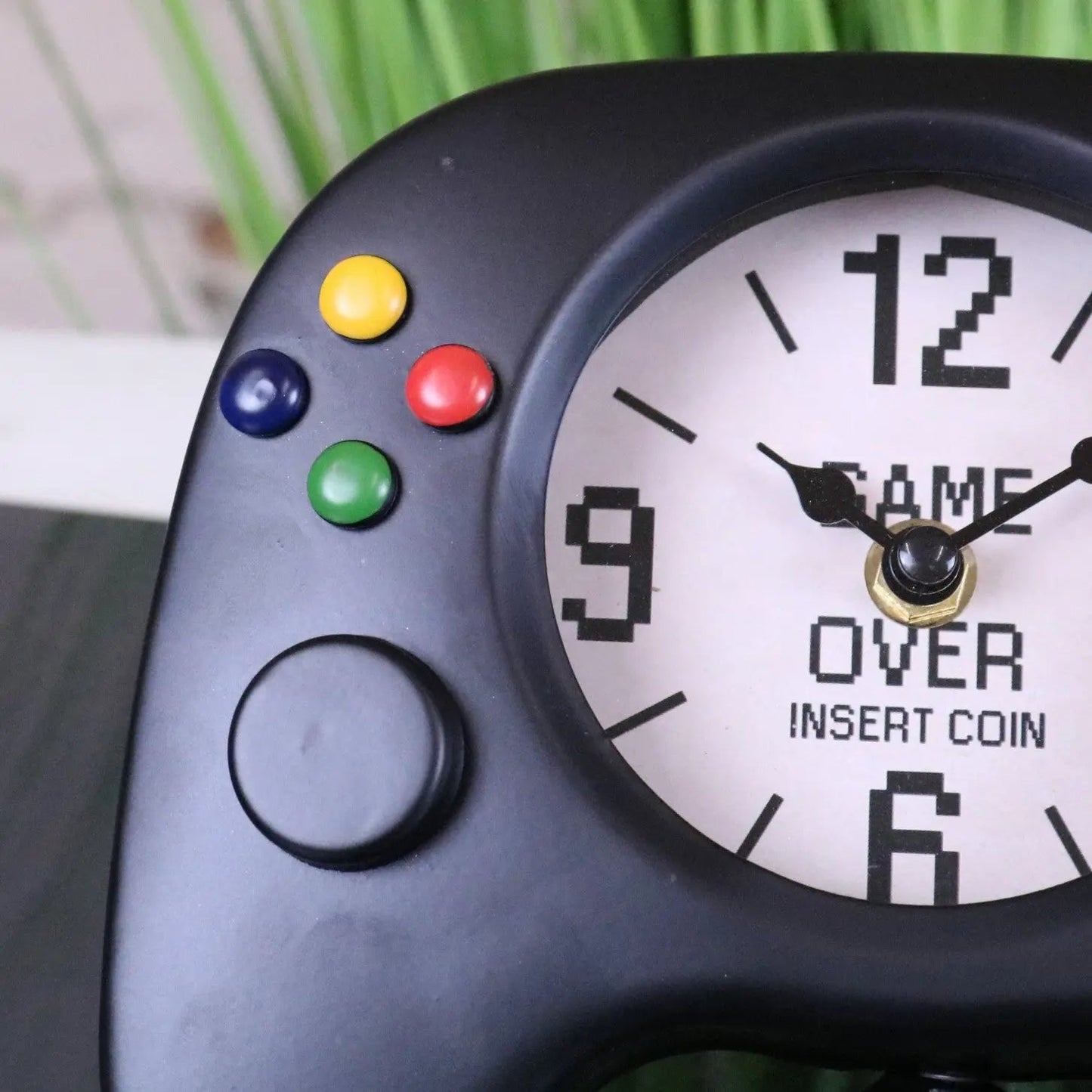 Sareka Gaming Room Clock Desktop or Wall Mounted