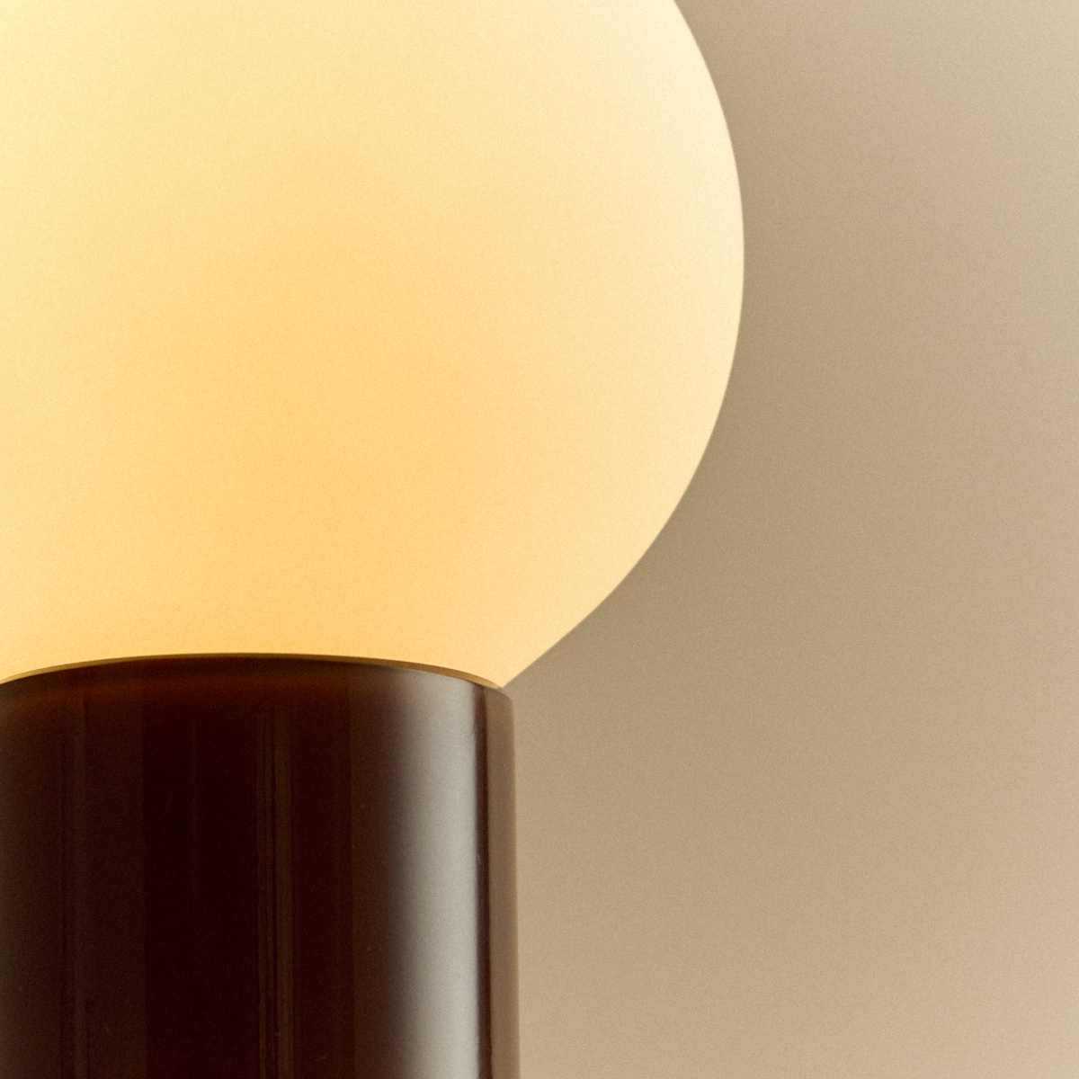 Shore Table Lamp in Bottle Brown