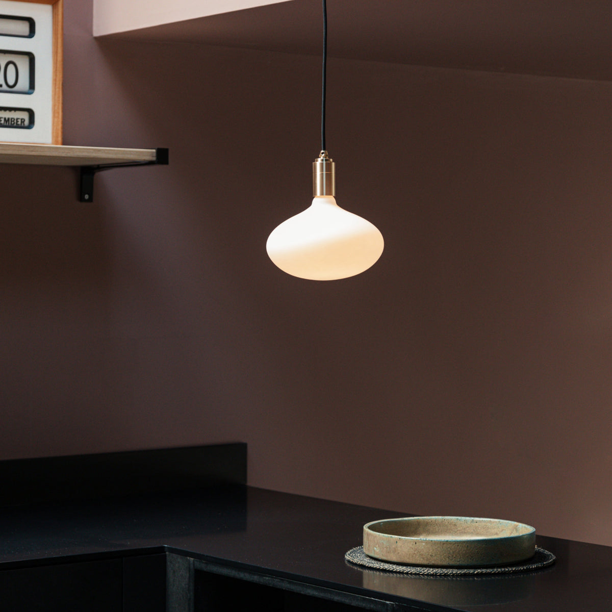 Oval II Pendant Light in Brass