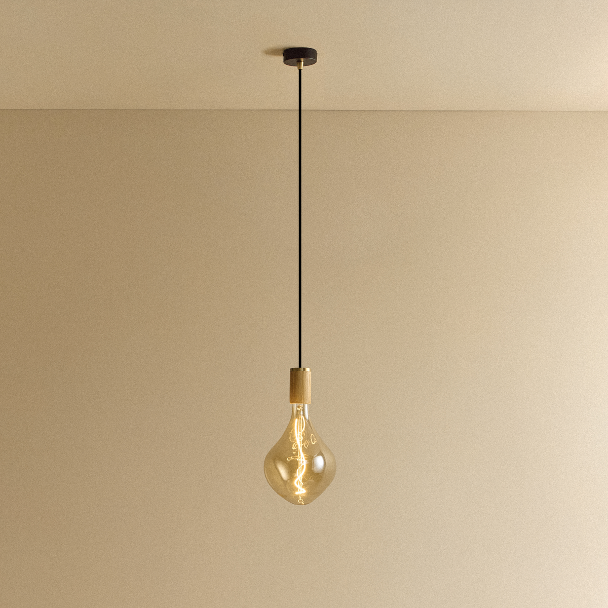 Voronoi II Pendant Light in Oak