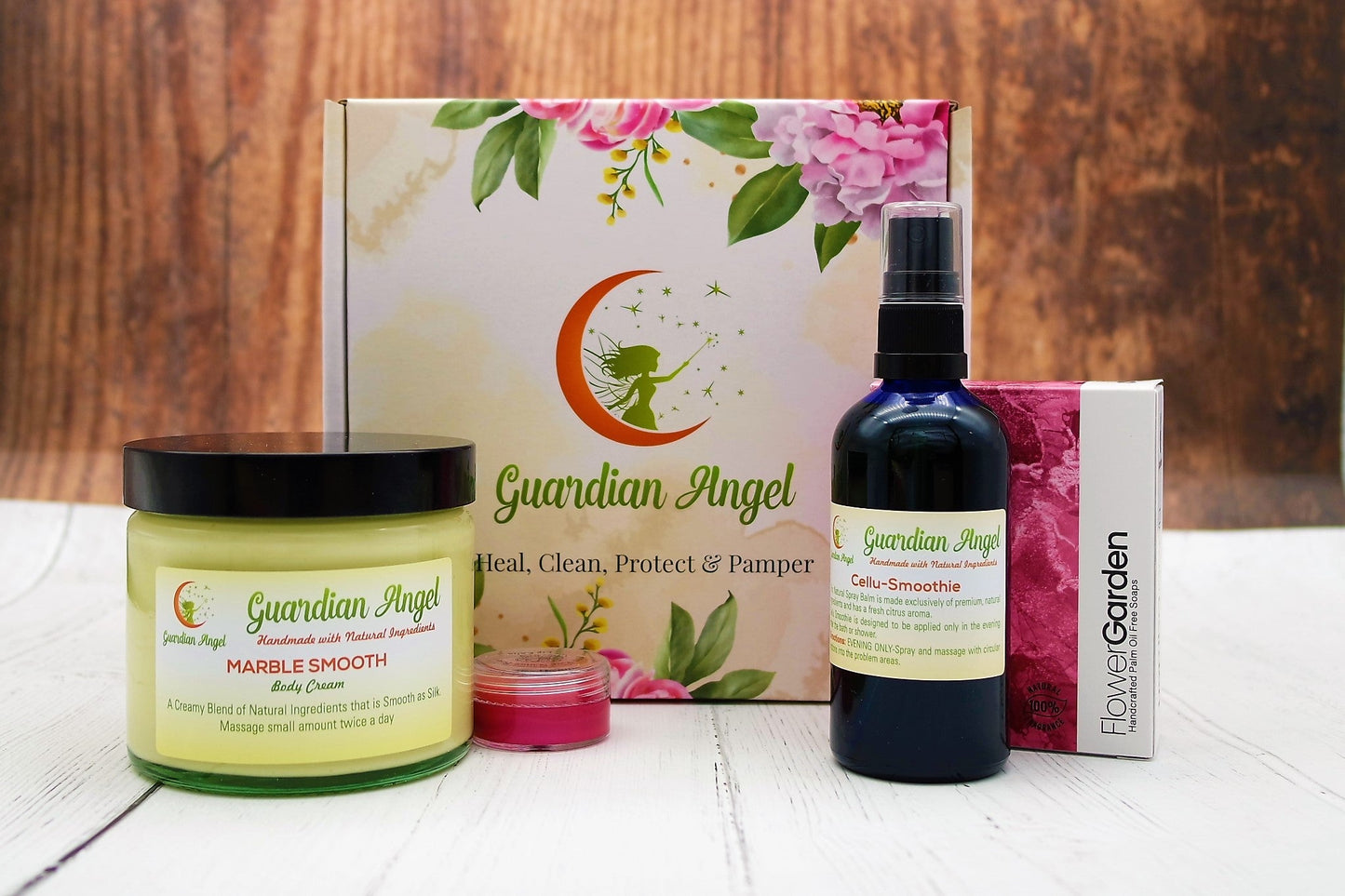 Make it Special with our LUXURY FULL BODY GIFT SET with a FREE! Lip Balm Pot