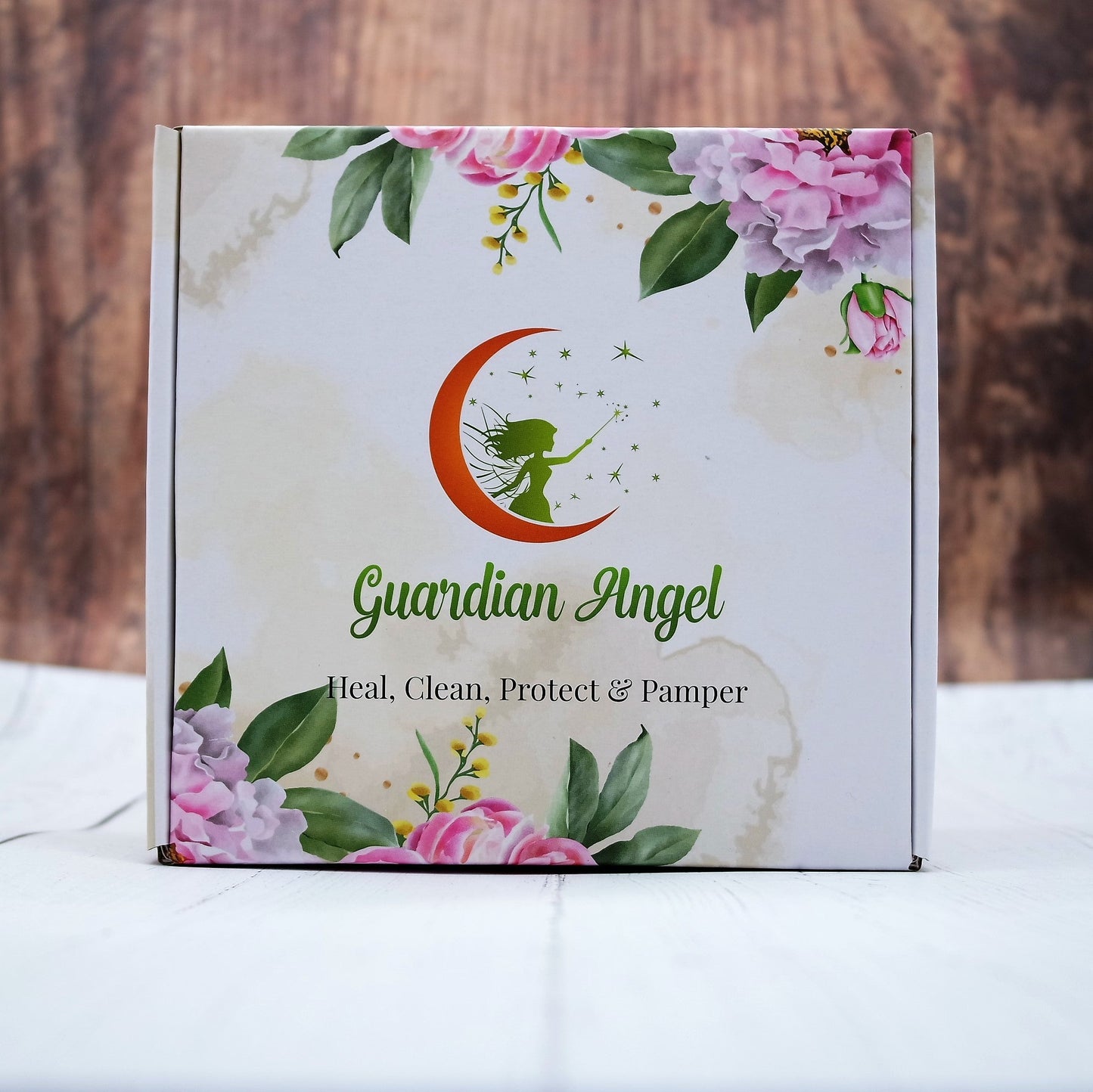 Make it Special with our LUXURY MUM-TO-BE GIFT SET with a FREE! Lip Balm Pot