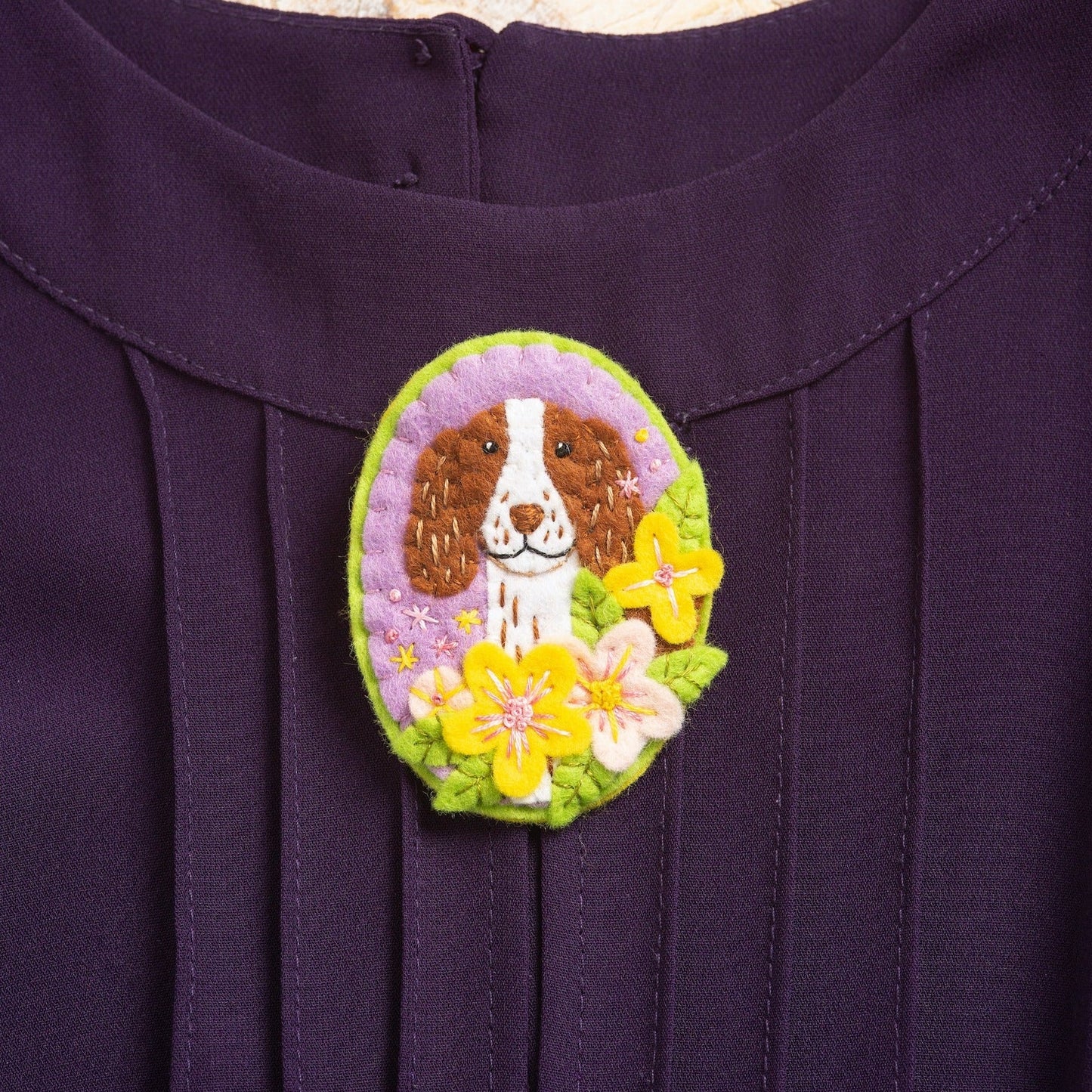 'Springer Spaniel' Dog Felt Craft Brooch Kit for Beginners