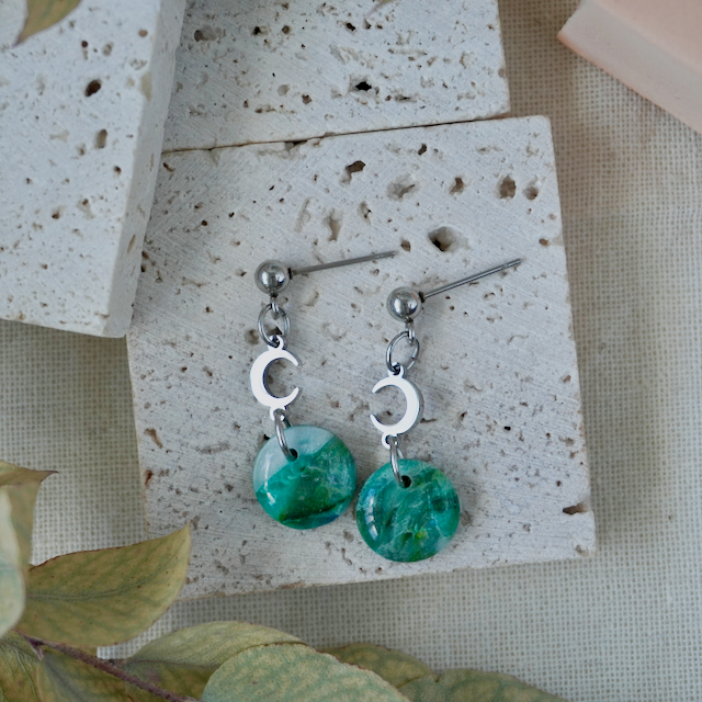 Equinox Stud Mini Moon