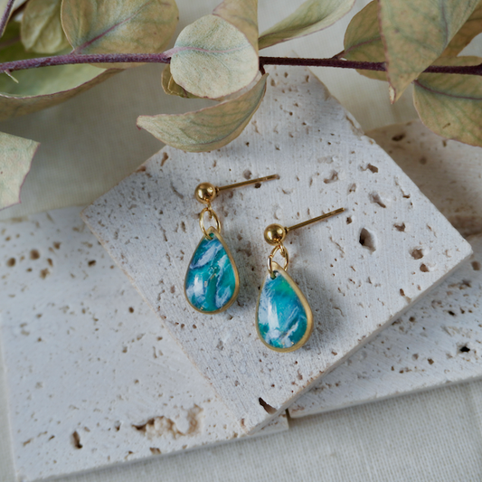 Celestia Stud Teardrop