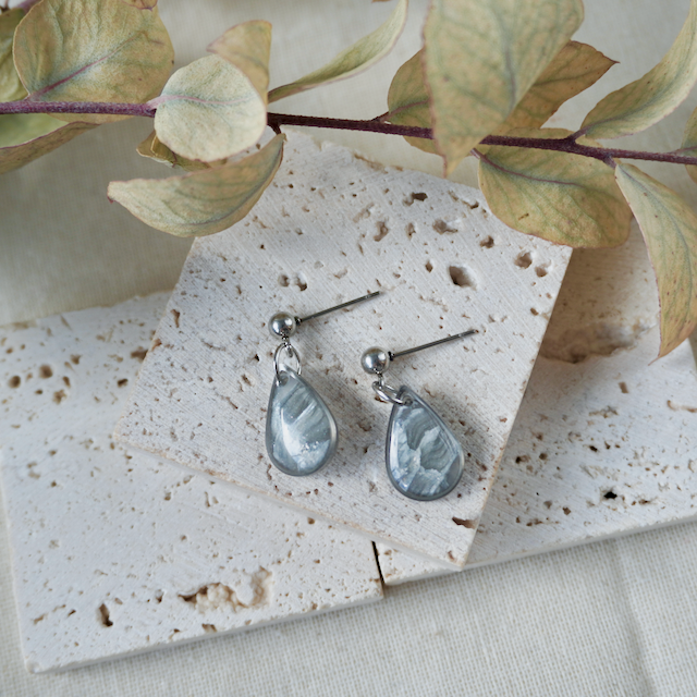 Celestia Stud Teardrop