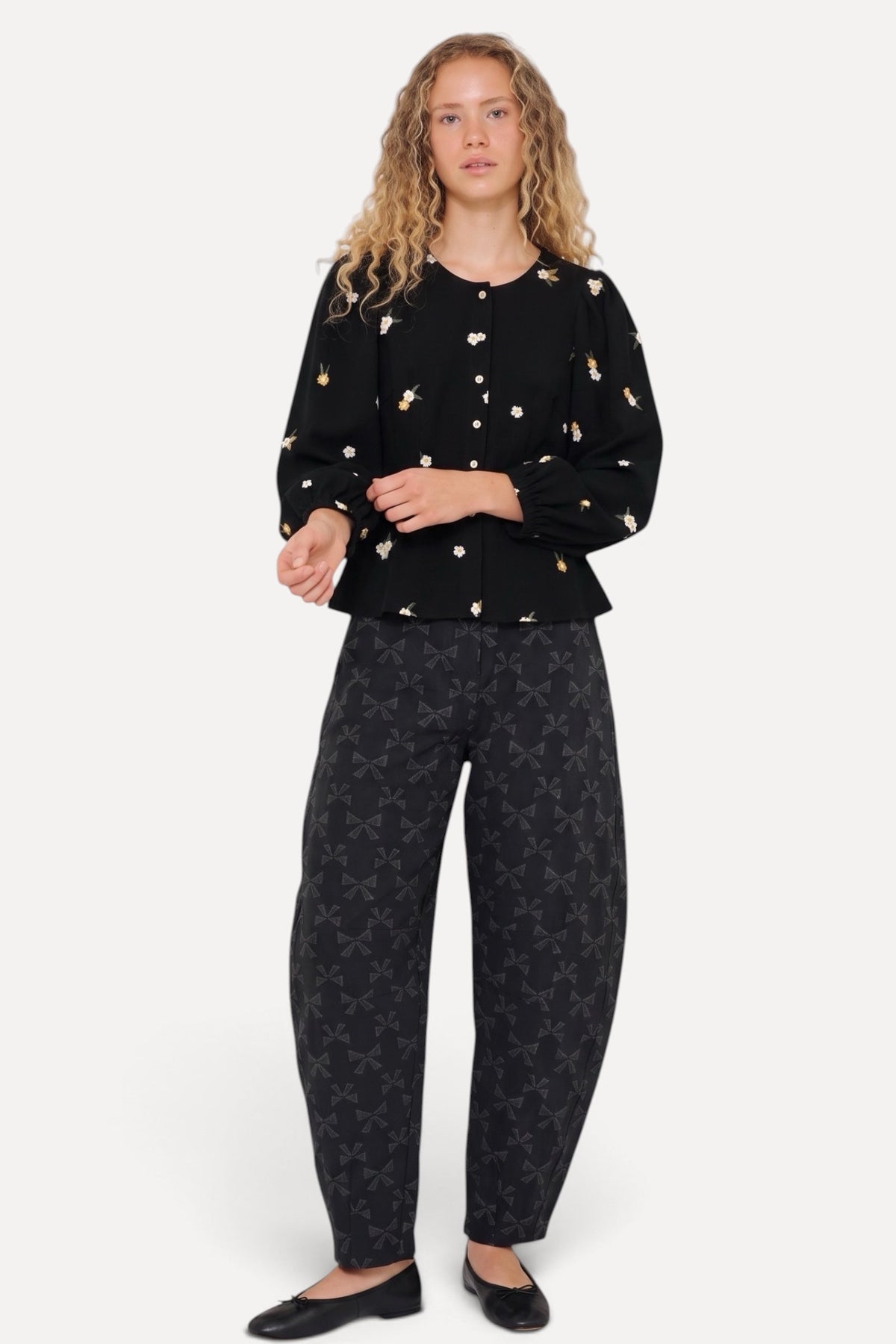 Sutton Black Bow Jacquard Barrel Trousers