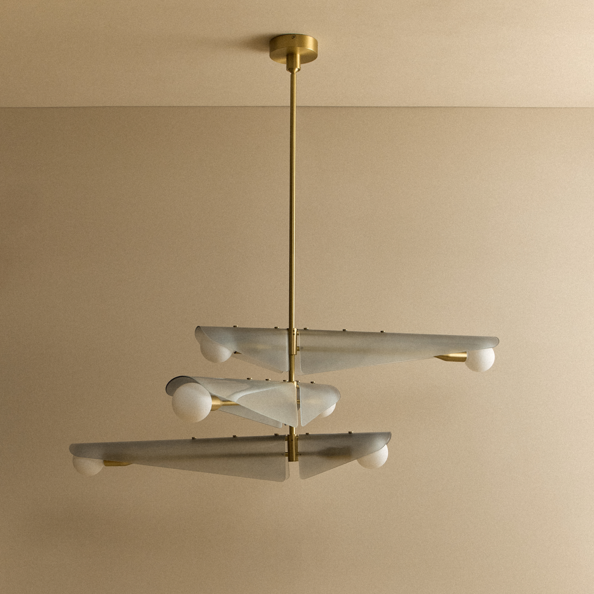Sycamore Chandelier 3 Tiers in Dawn Grey