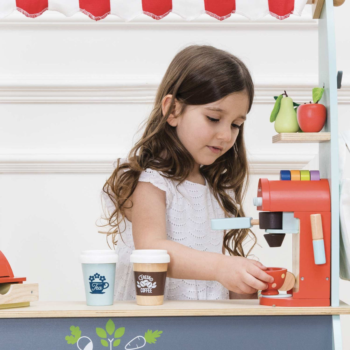 Wooden Toy Coffee Machine & Pods