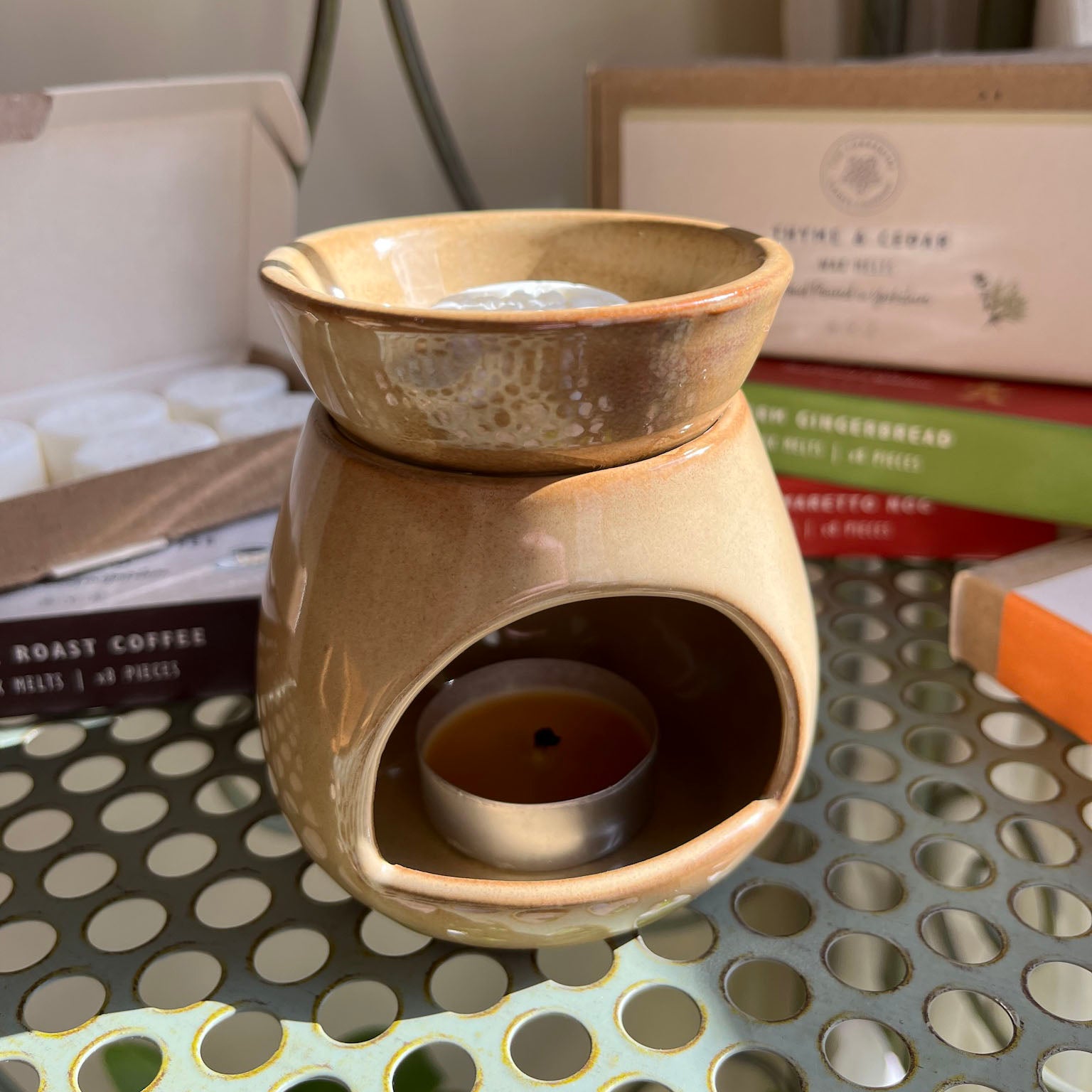 The Foalyard Wax Melt & Oil Burner in Beige