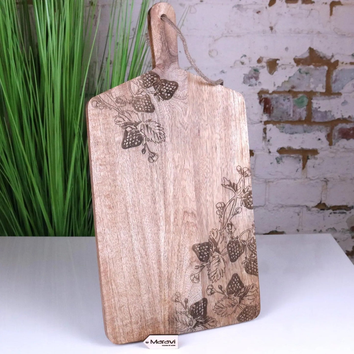 Thaniya Mango Wood Chopping Board Strawberry Design