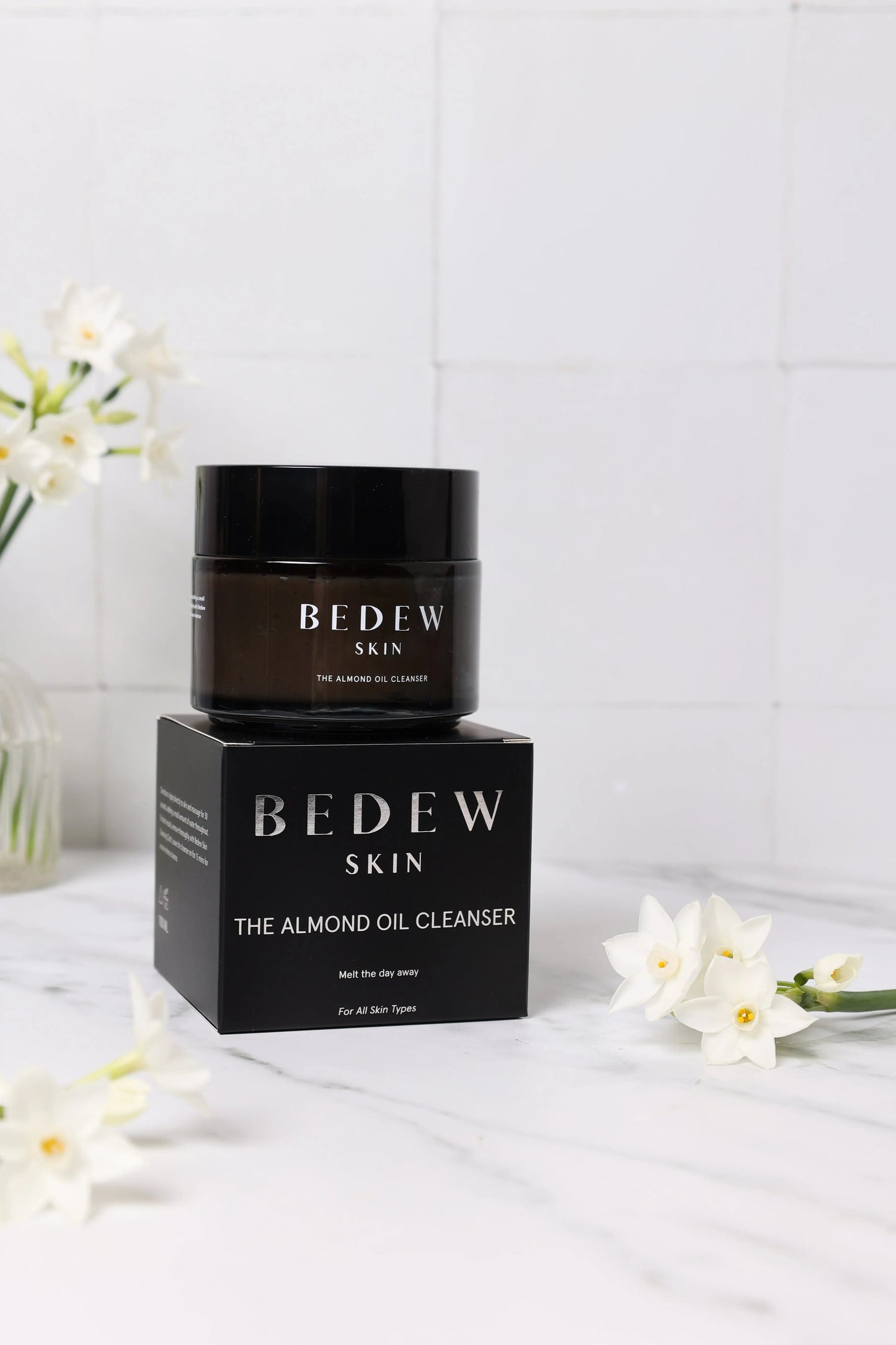 Almond Oil Cleanser | Gentle Oil Cleanser for Dry, Sensitive & Blemish-Prone Skin