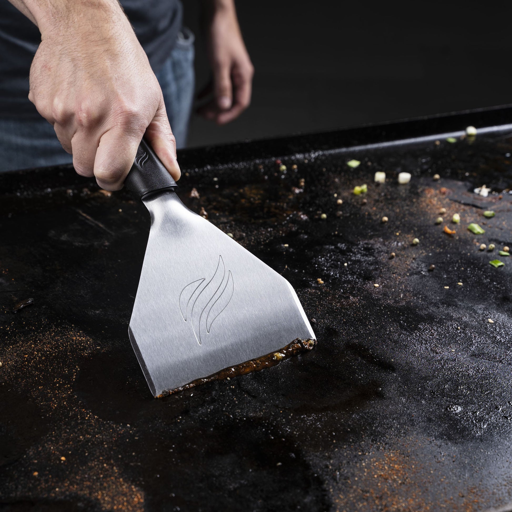 TheFoalyard Blackstone 6 Piece Deluxe Griddle Toolkit - scraper
