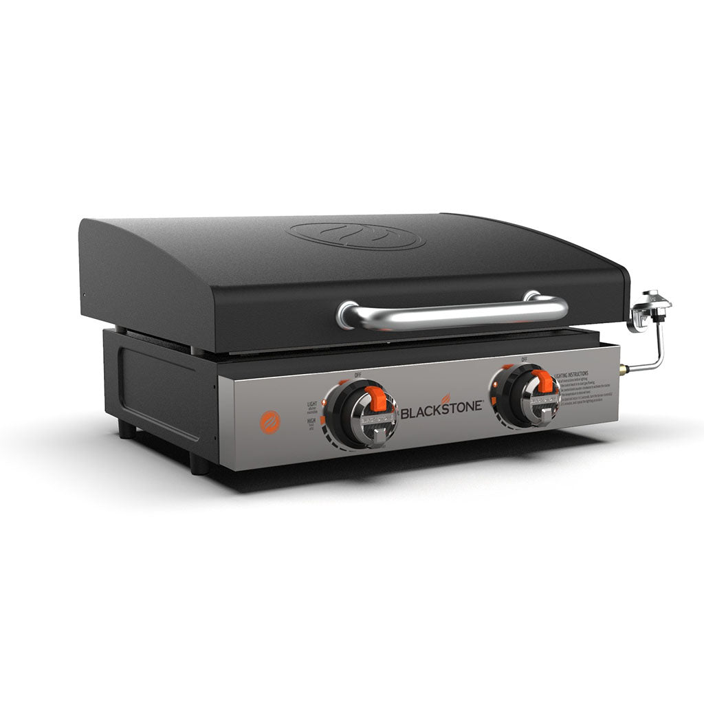 TheFoalyard Blackstone Original 22-inch Tabletop Griddle with Hood - closed plain