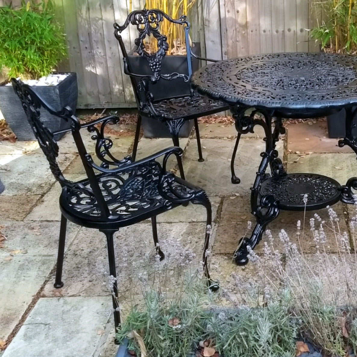 The Foalyard Jardine Leisure Aluminium Grape Carver Chairs Black Garden Patio