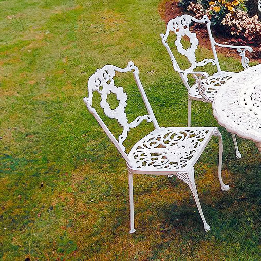 The Foalyard Jardine Leisure Aluminium Grape Diner and Carver Chairs White