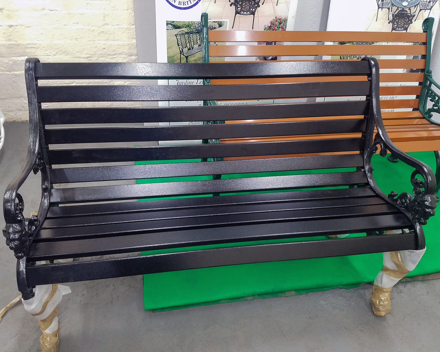The Foalyard Jardine Leisure Aluminium Sandringham Bench 4ft 5ft Garden Black