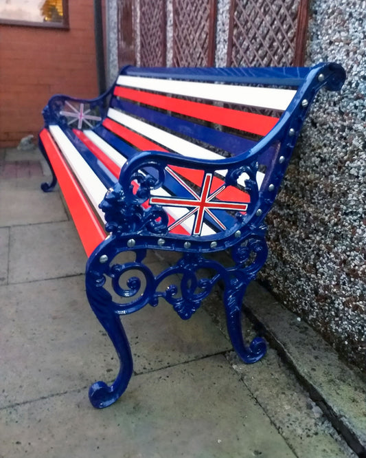 The Foalyard Jardine Leisure Aluminium Sandringham Coronation Bench Union Jack