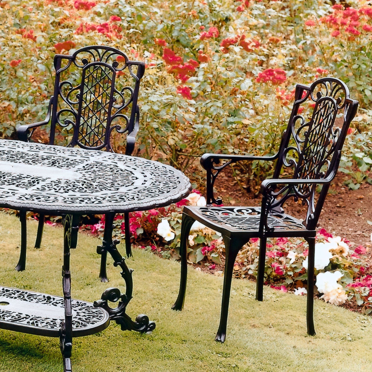 The Foalyard Jardine Leisure Aluminium Victorian Carver Chairs Black Garden