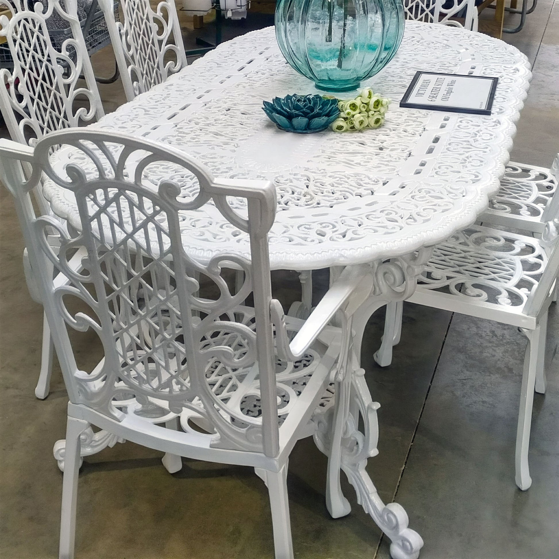 The Foalyard Jardine Leisure Aluminium Victorian Grand Table White Garden Dining
