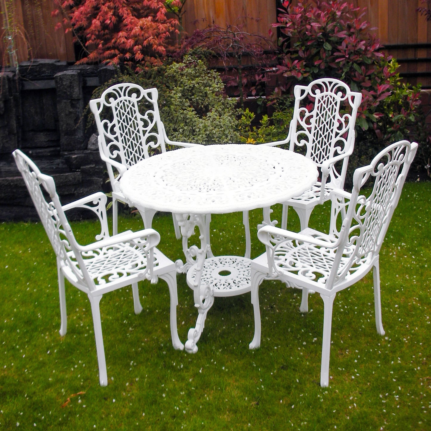 The Foalyard Jardine Leisure Aluminium Victorian Round 94cm Table with Carver Chairs Garden Set for Four Garden Dining White