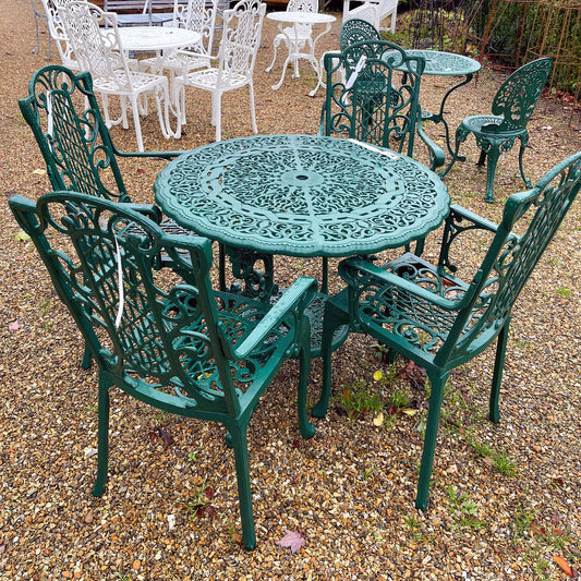 The Foalyard Jardine Leisure Aluminium Victorian Round 94cm Table with Carver Chairs Garden Set for Four Garden Green