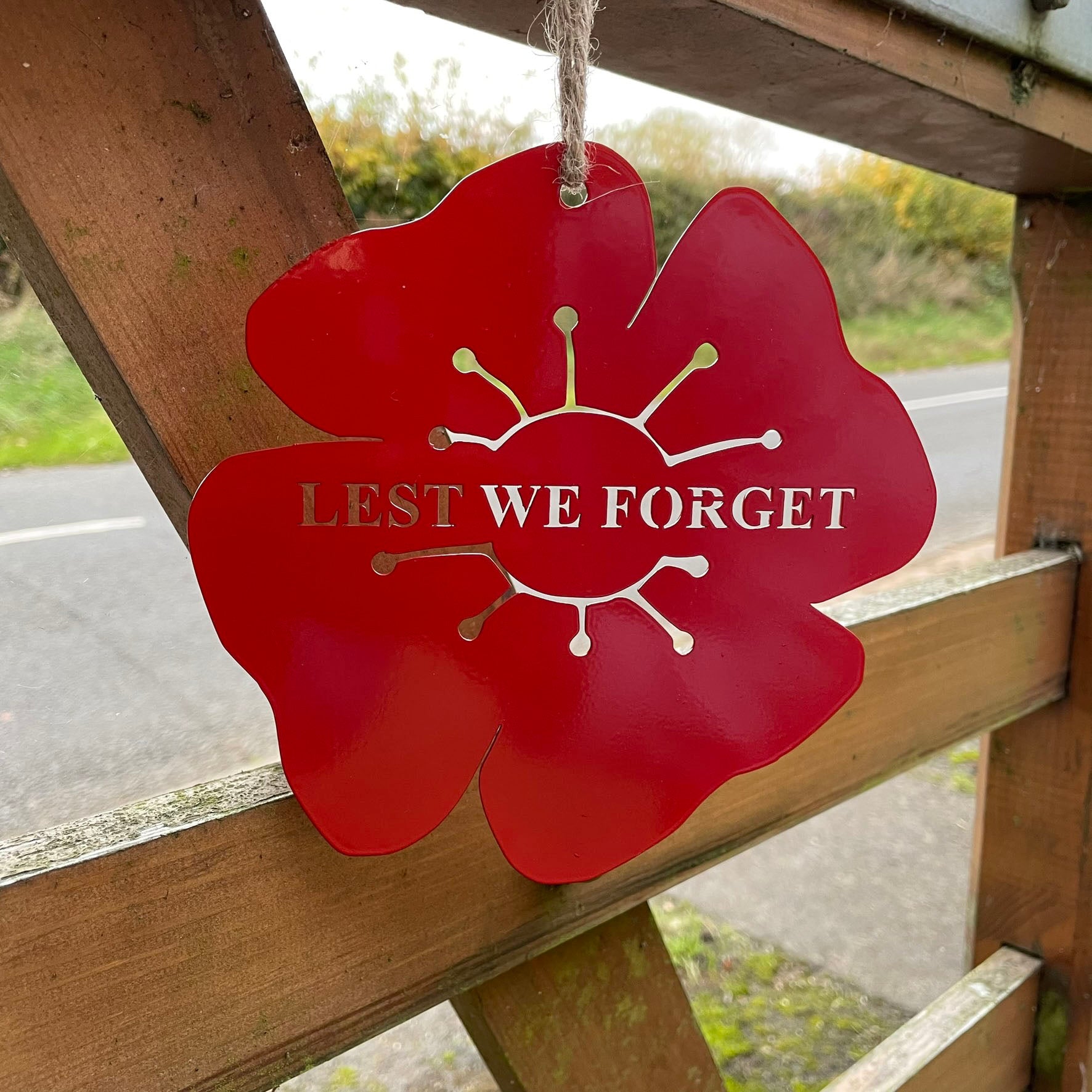 The Foalyard PoppyForge Hanging Poppy Lest We Forget Britain Metal Gift Red