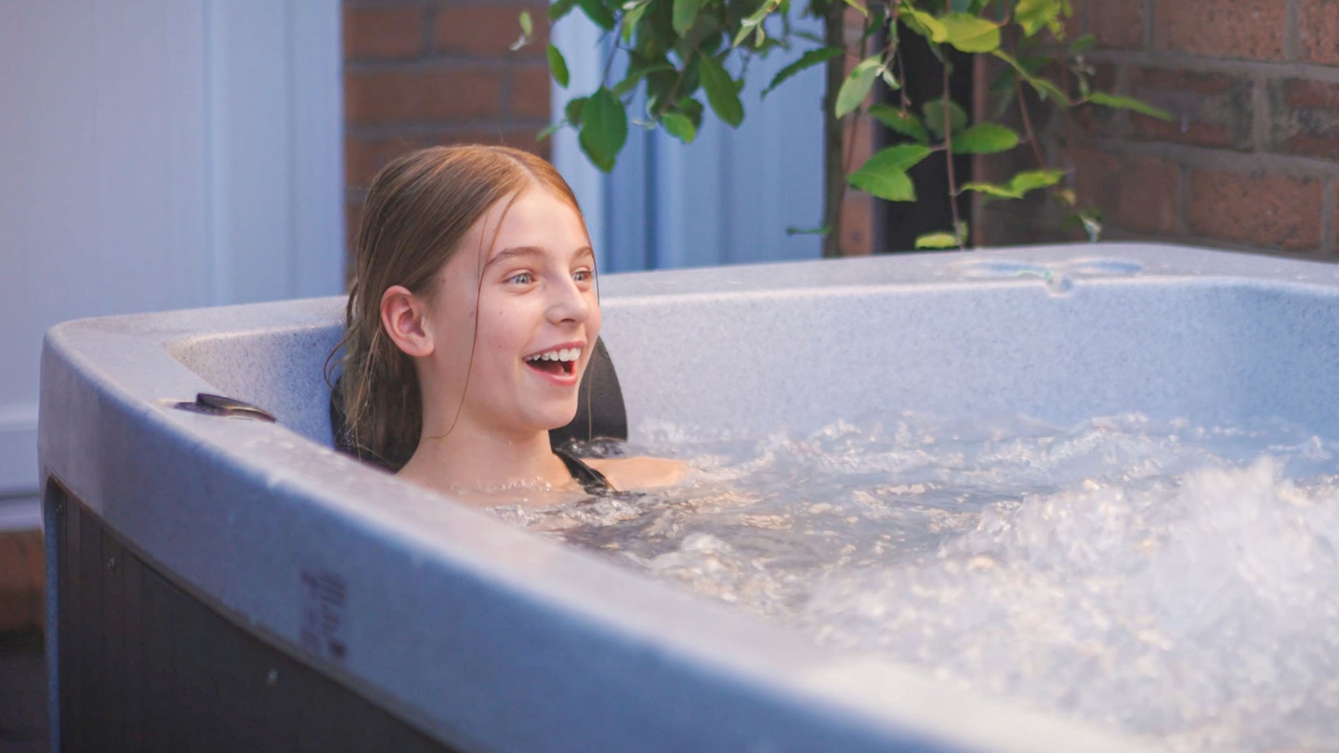 TheFoalyard RotoSpa DuoSpa S240 hot tub Granite Grey with Dark Grey panels - kids fun