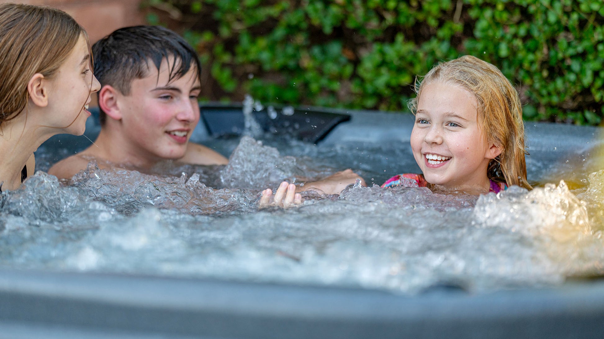 TheFoalyard RotoSpa DuraSpa S380 hot tub Granite Grey with Dark Grey panels 5 6 persons - children party