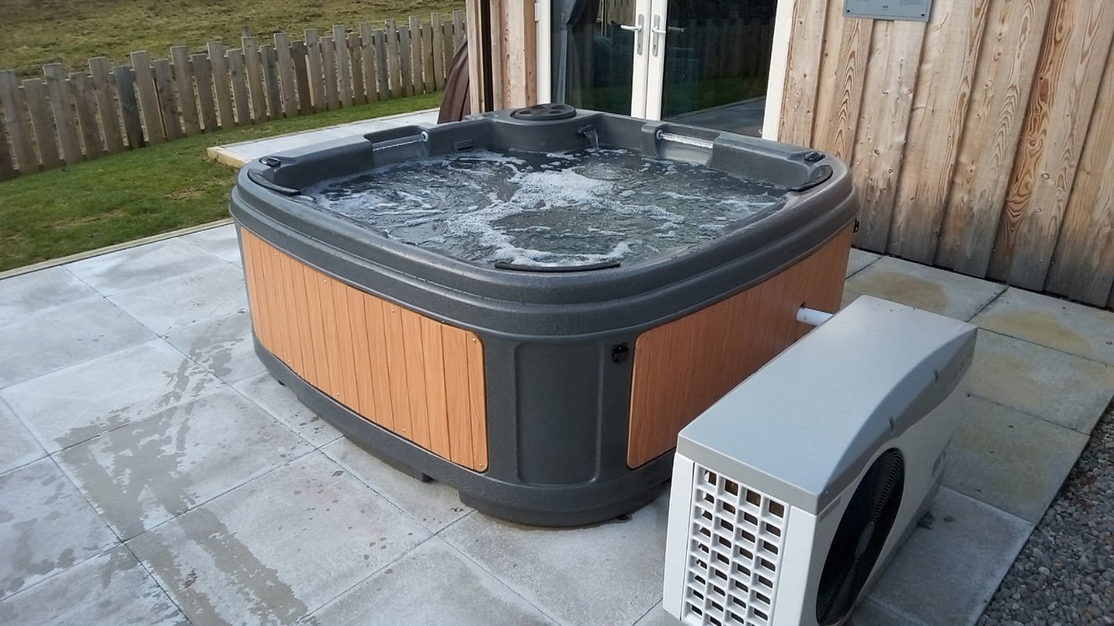 TheFoalyard RotoSpa DuraSpa S380 hot tub Granite Grey with Teak panels 5 6 persons air source heat pump