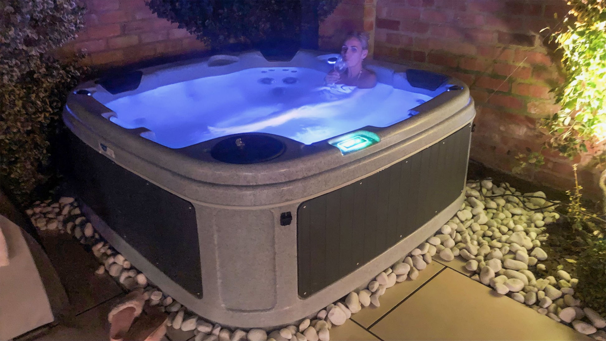 TheFoalyard RotoSpa DuraSpa S380 hot tub Light Grey with Dark Grey panels 5 6 persons - David Milner night lights relax