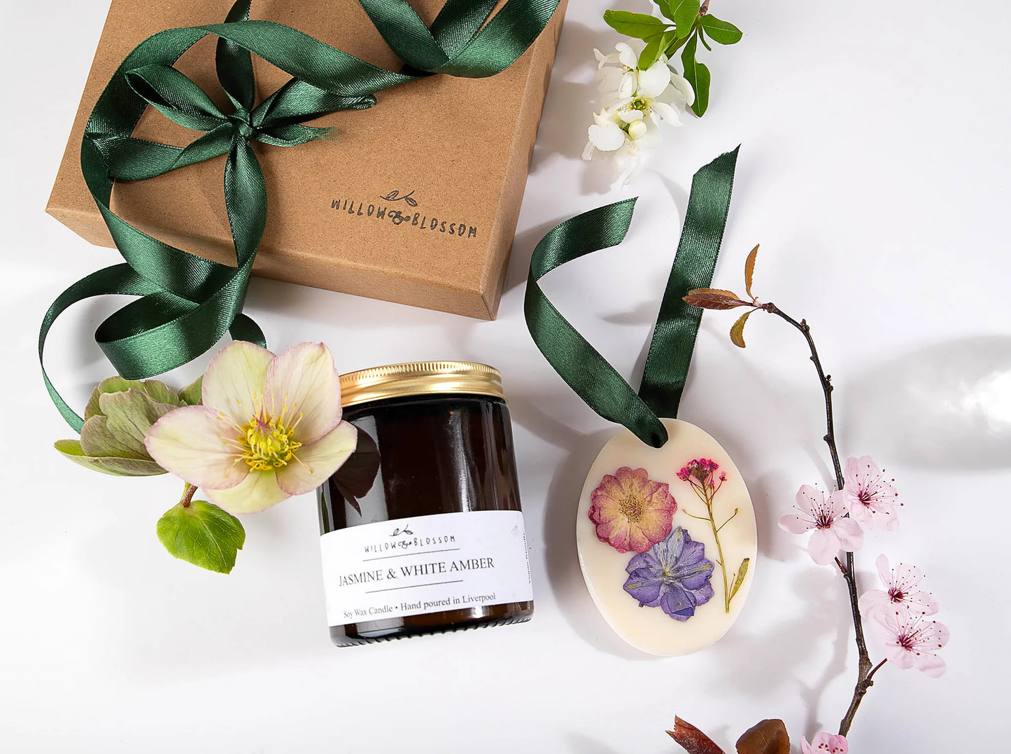 The Florist Gift Set - The Secret Garden candle & hanging wax melt