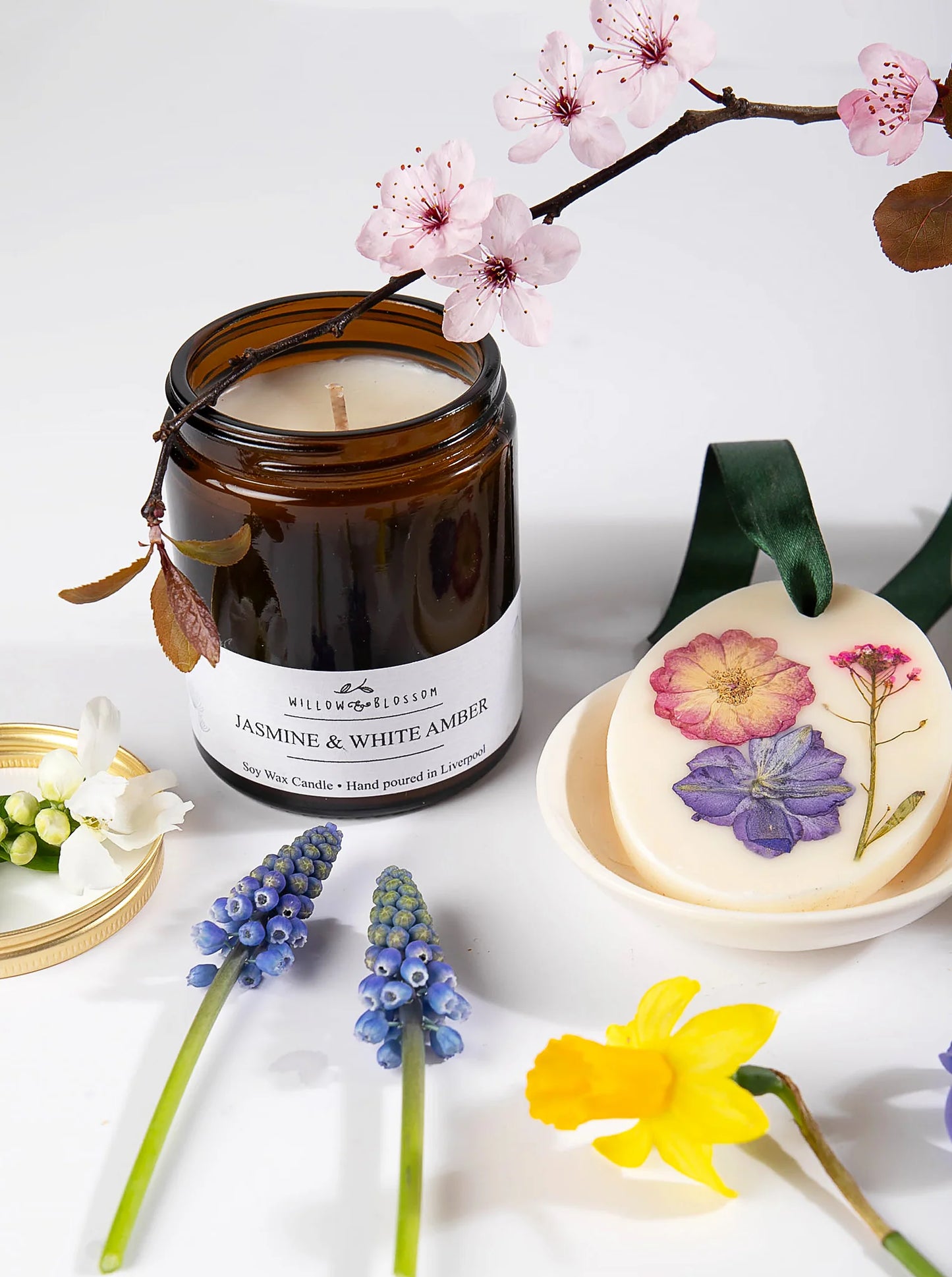 The Florist Gift Set - The Secret Garden candle & hanging wax melt