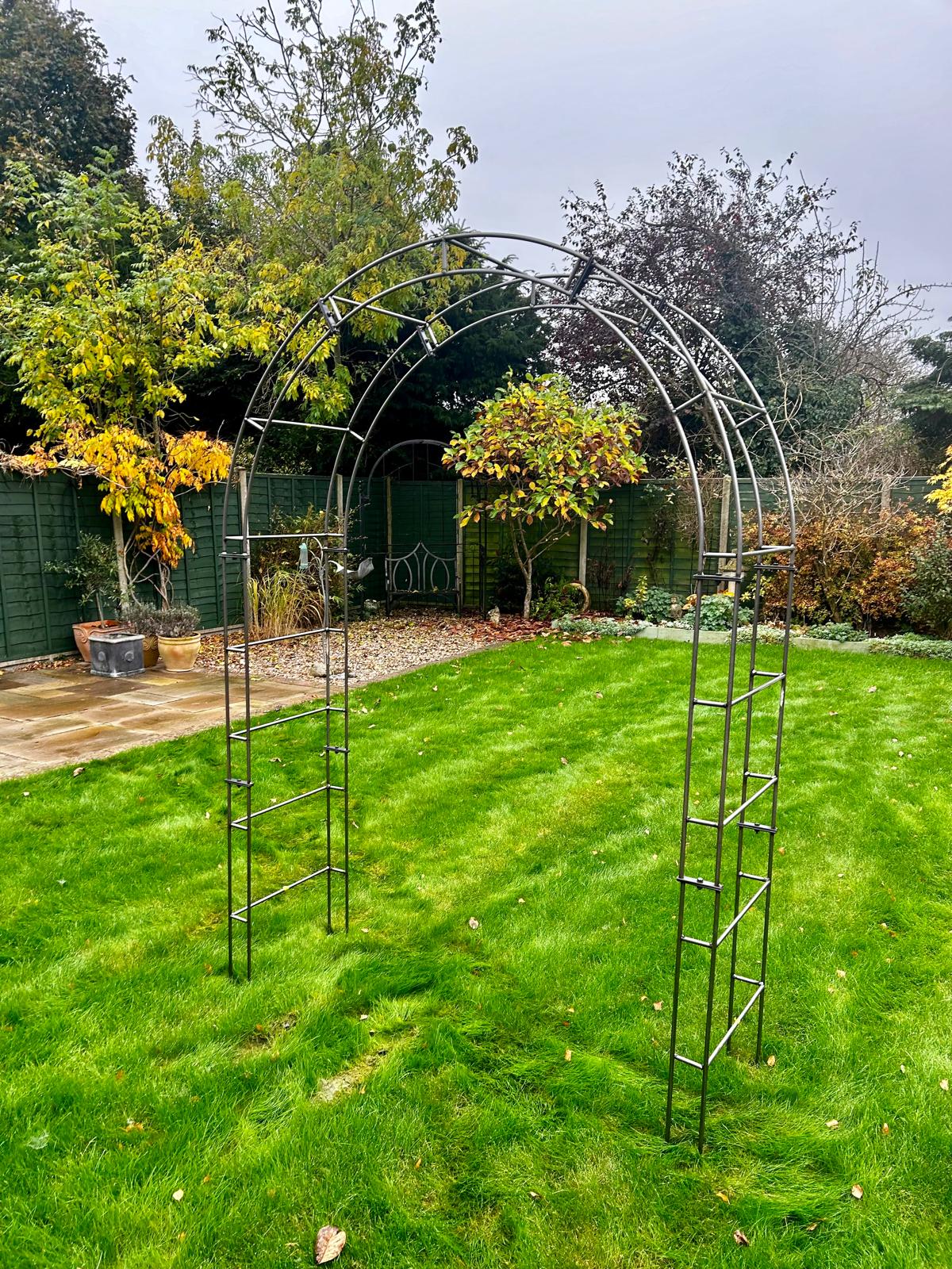 The Foalyard - PoppyForge Paris Arch - Solid Steel - British Made Garden Arch