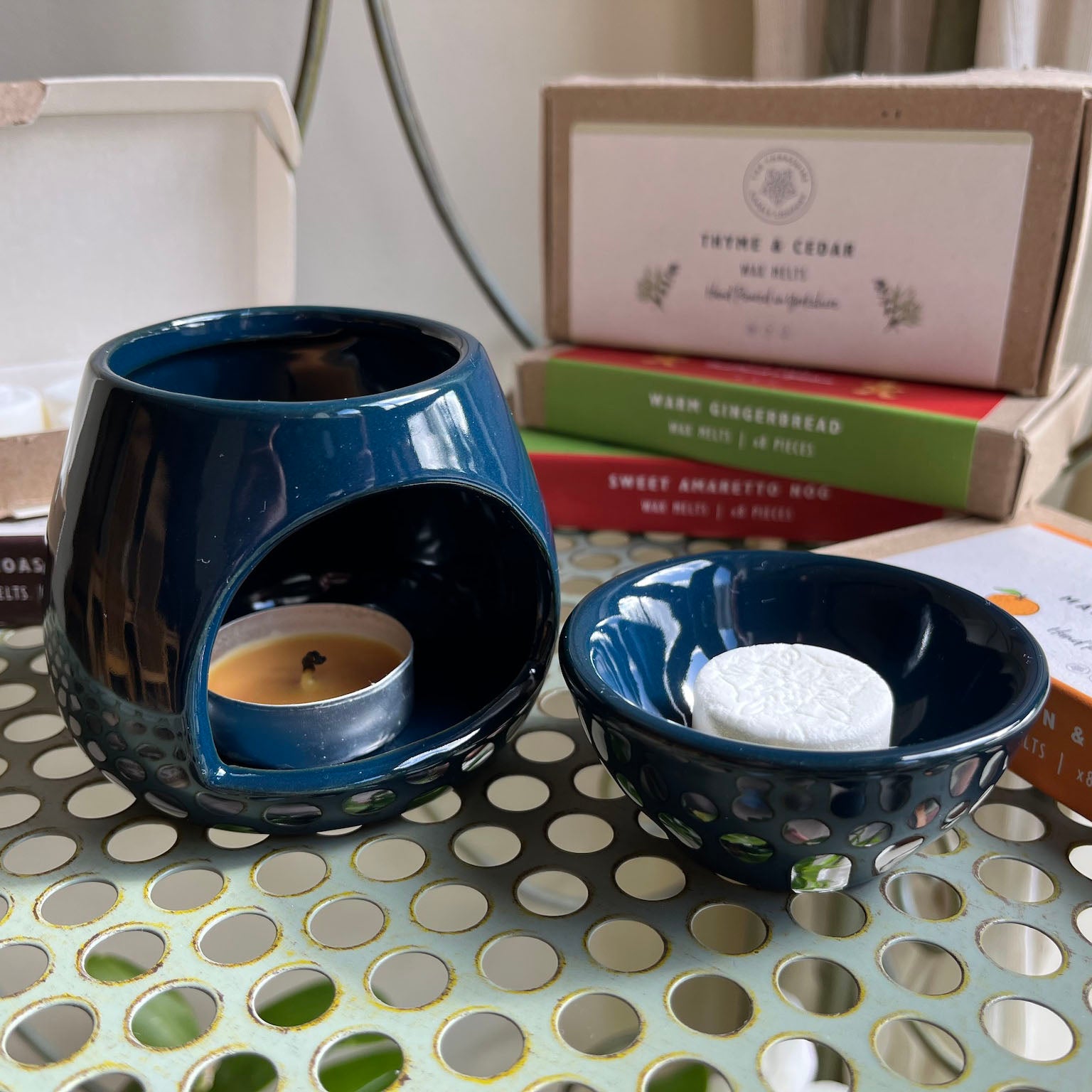 The Foalyard Wax Burner in Blue detachable bowl