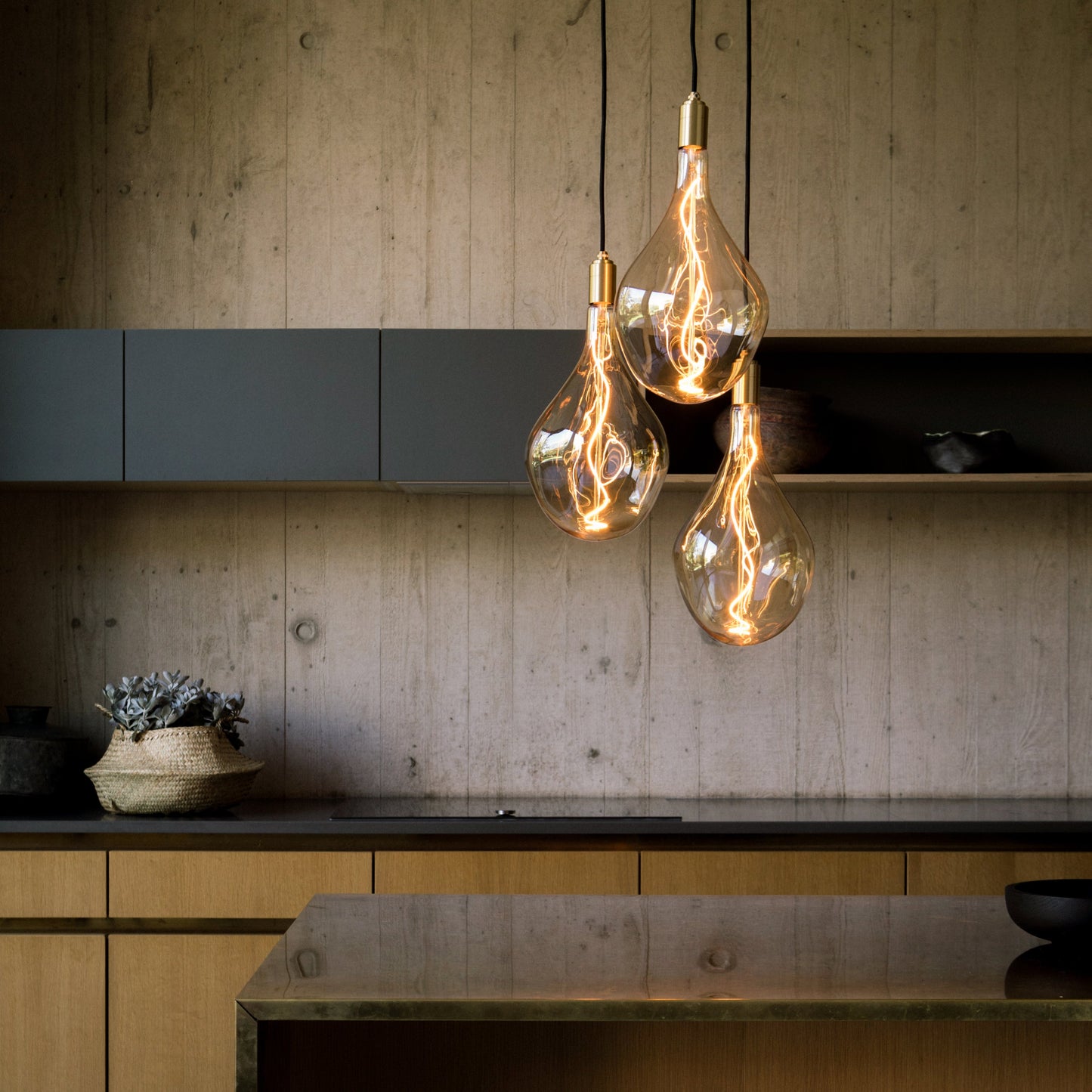 Triple Pendant in Brass + Voronoi III