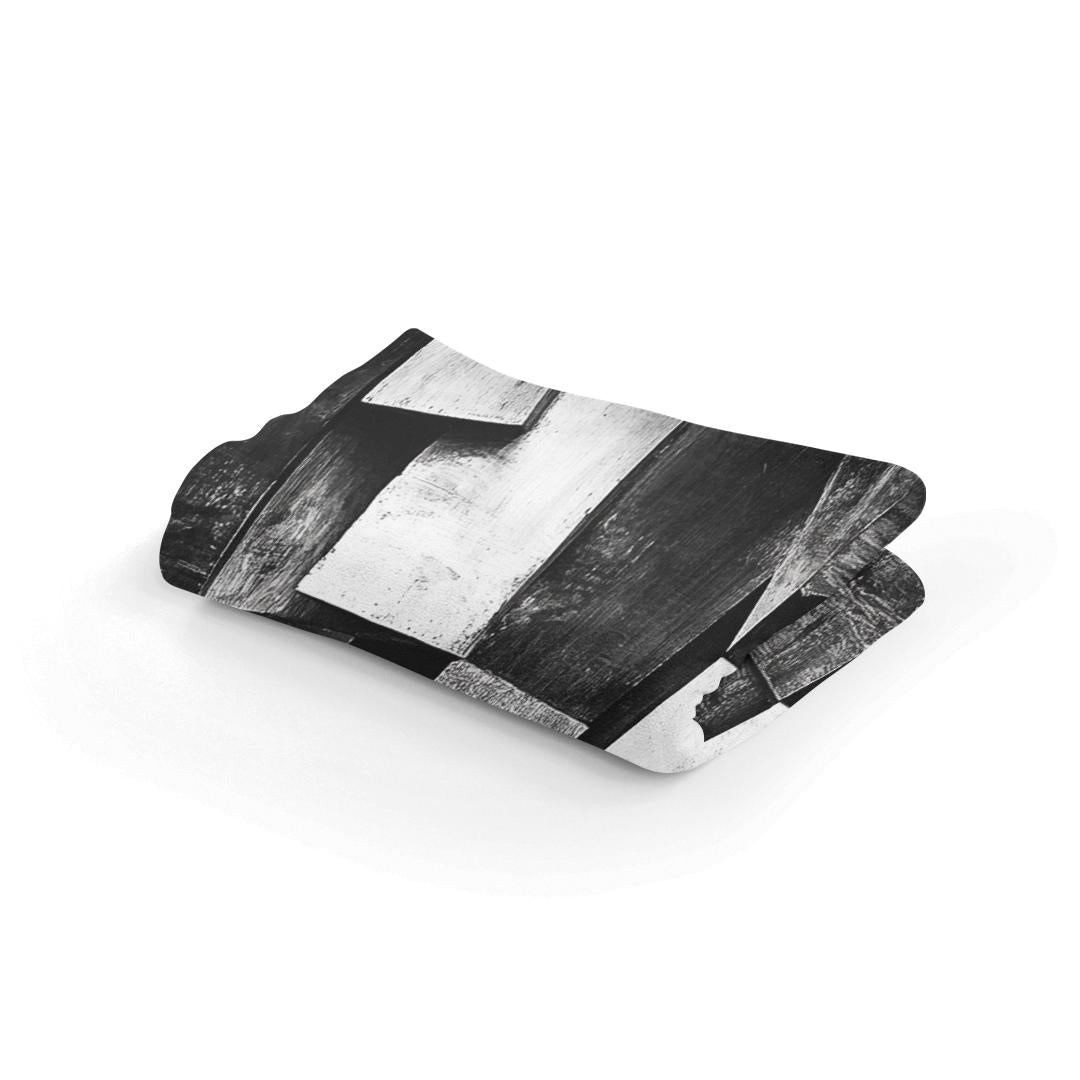 Monochrome Geometry Blanket