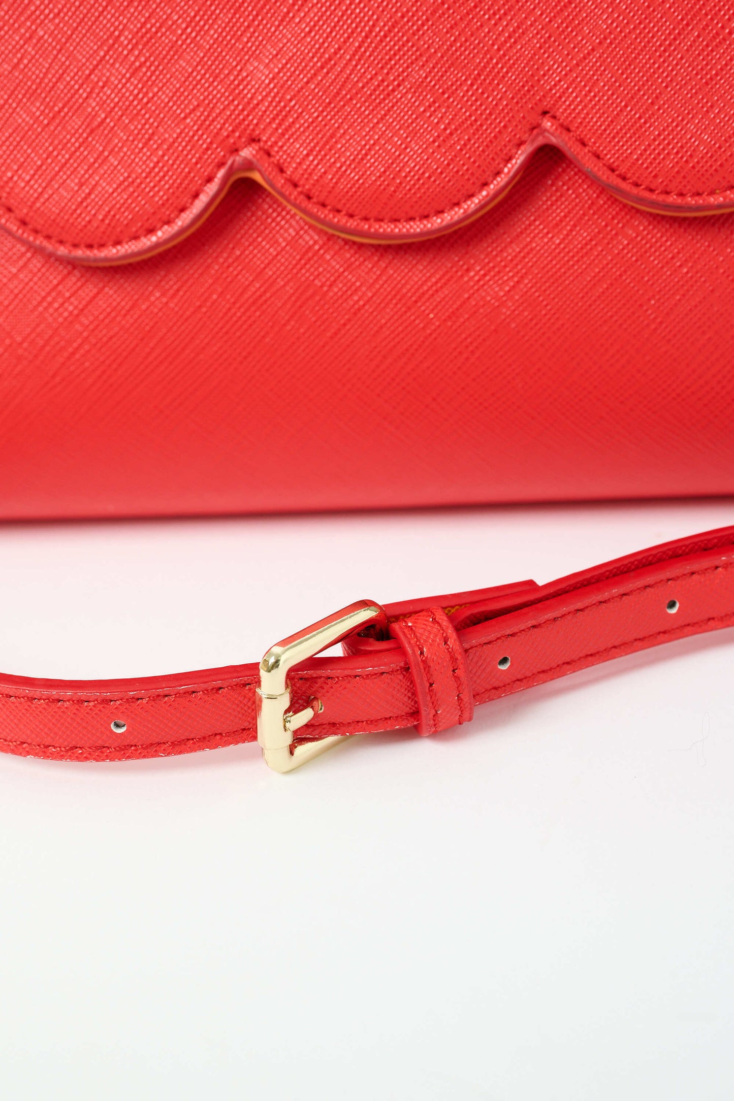 Vara Red Scallop Cross Body Bag