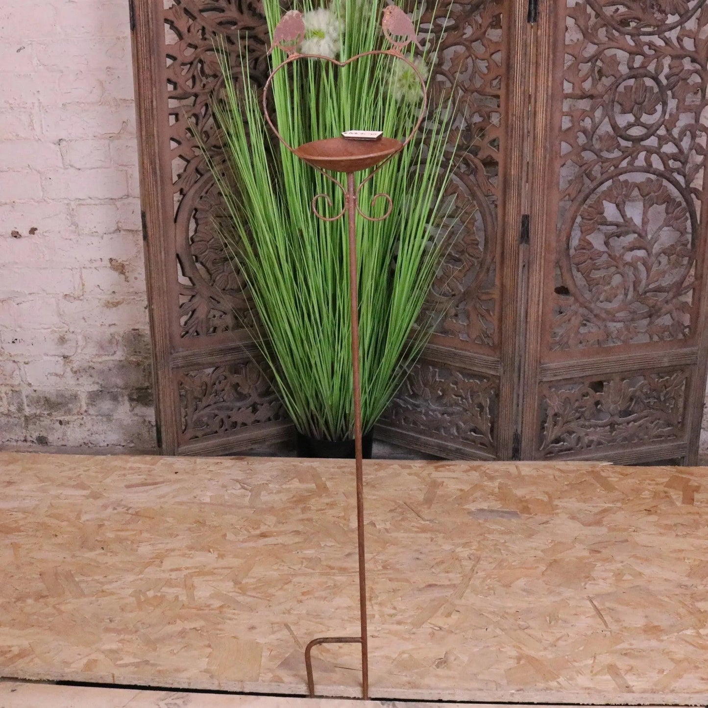 Virala Heart Shape Bird Feeder Rusted Metal Finish