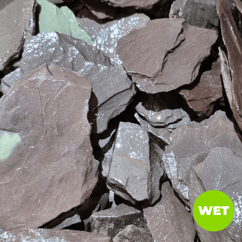 Welsh Blue Plum Crushed Slate Chippings 40mm