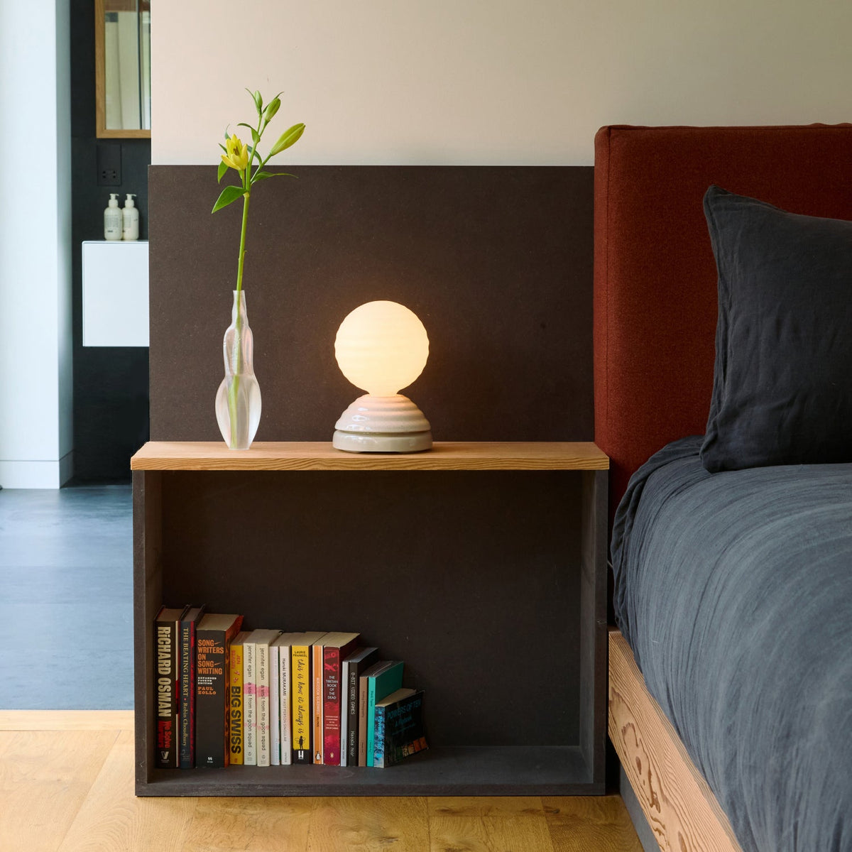 Wake Sleep Light in Pebble White